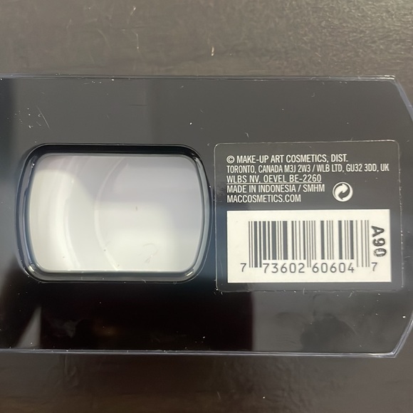 Mac eyelashes - Picture 2 of 2